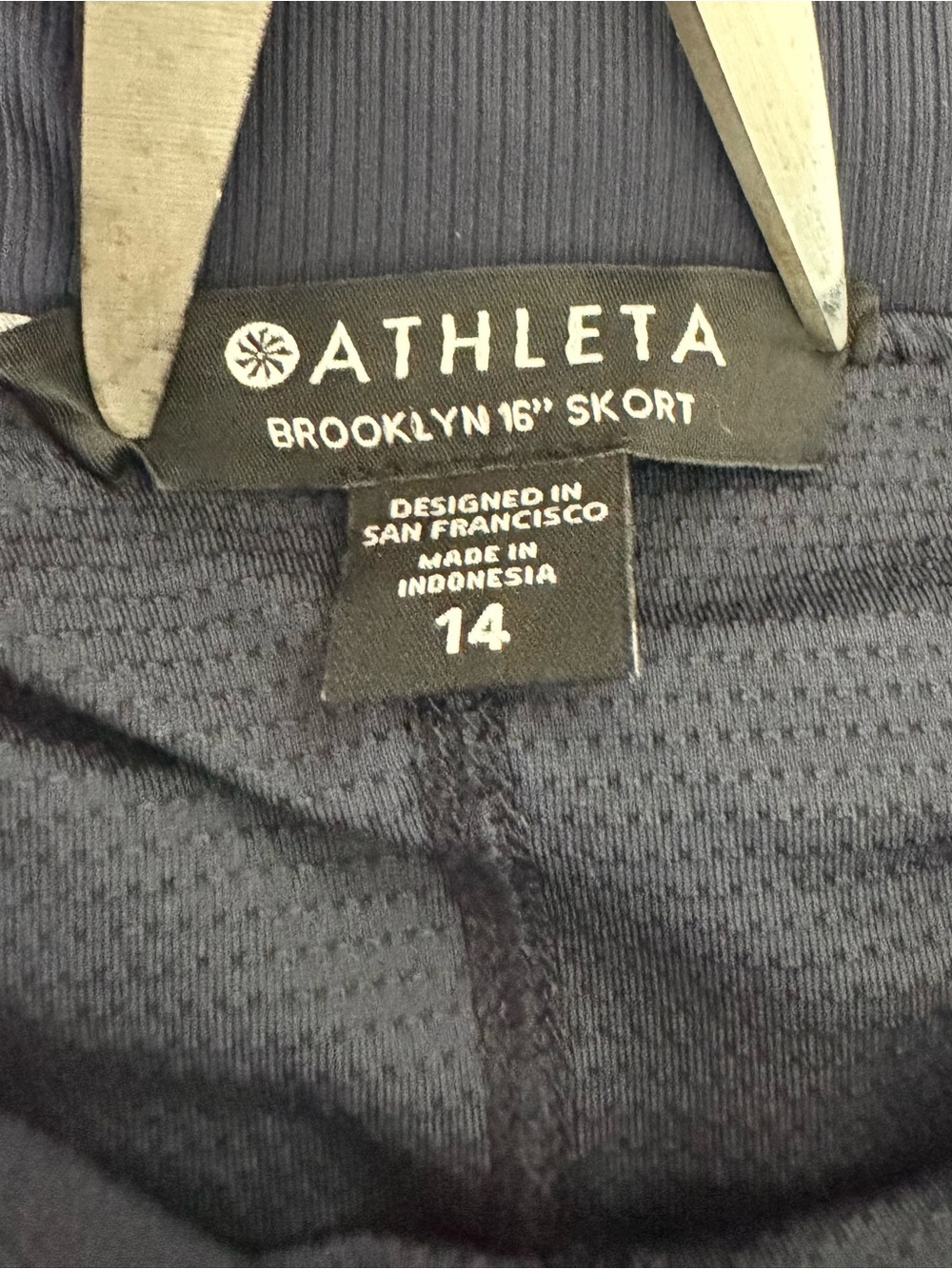 Athleta Brooklyn 16” Skort Size 14 Navy Blue Athletic Golf Tennis Skirt Shorts - Picture 6 of 12